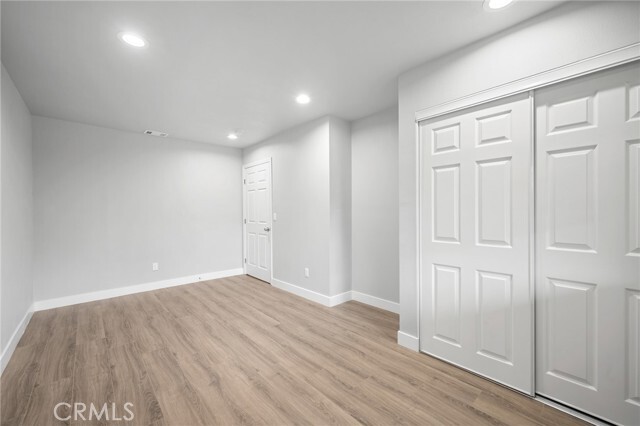 Building Photo - 16132 Chatsworth St