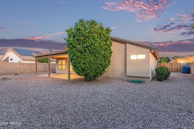 Building Photo - 2390 E Whitten St