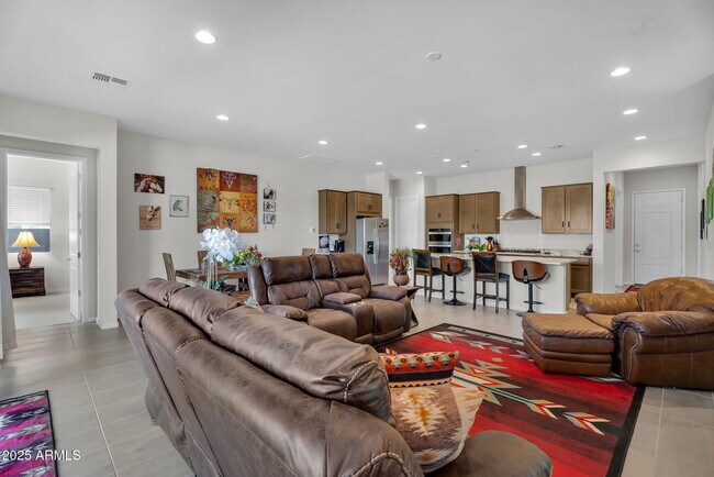 Building Photo - 866 W Flatiron Trl