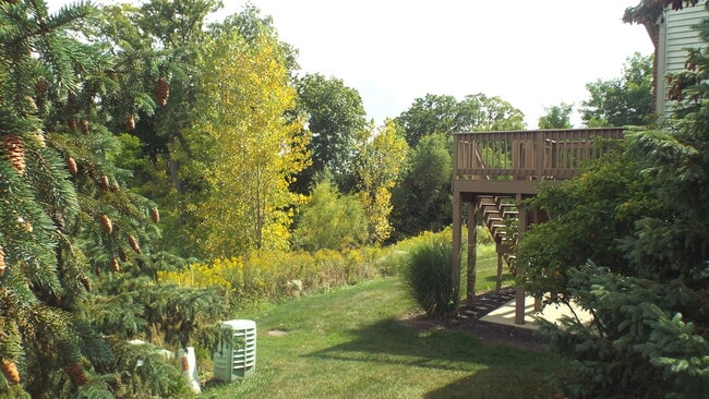 Building Photo - 1463 Yellowstone Dr