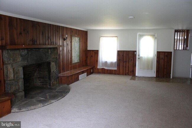 Building Photo - 1349 Phoenixville Pike