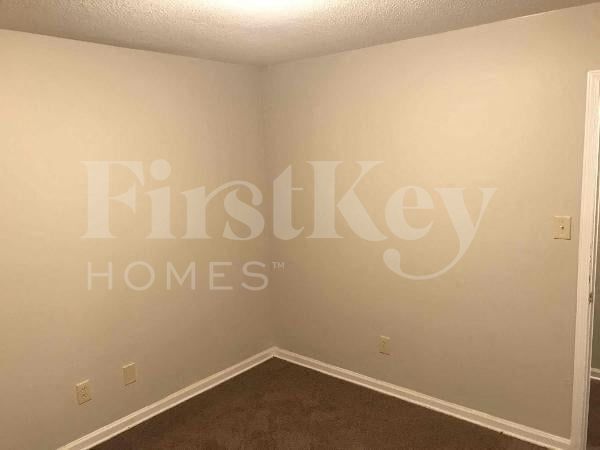 Building Photo - 5011 Autumnwood Dr