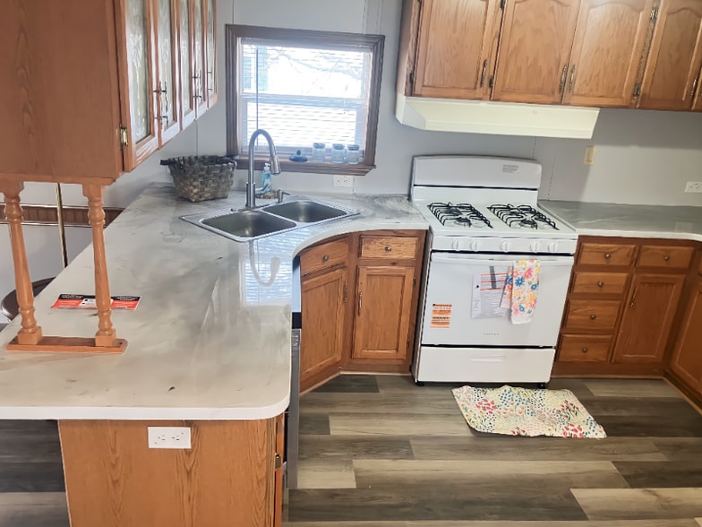 Building Photo - 200 N 28th St