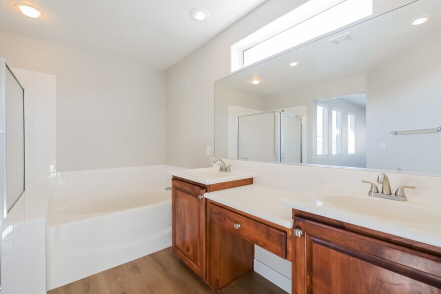 Building Photo - 9133 Spoonbill Ridge Pl