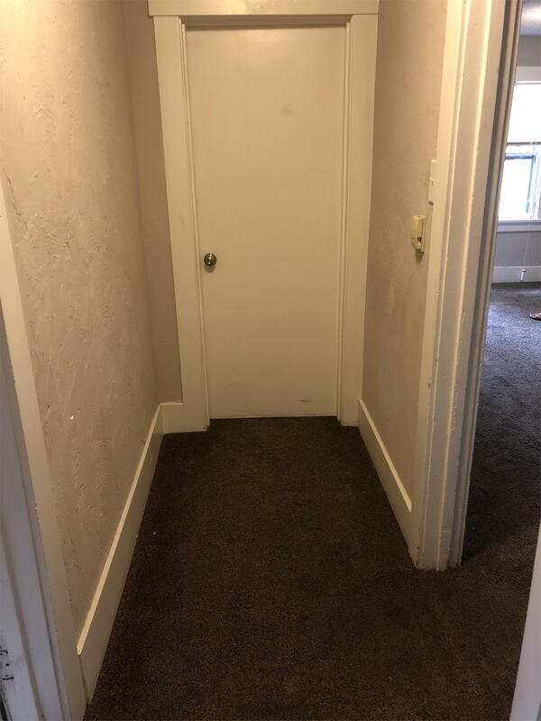 Building Photo - 810 21st St