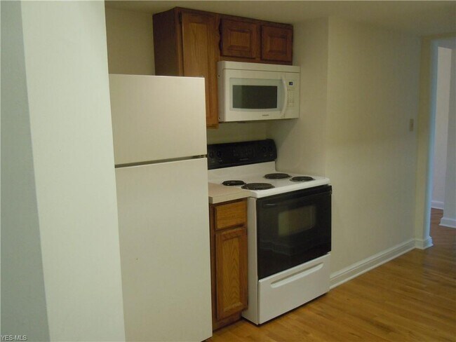 Building Photo - 15700 Van Aken Blvd