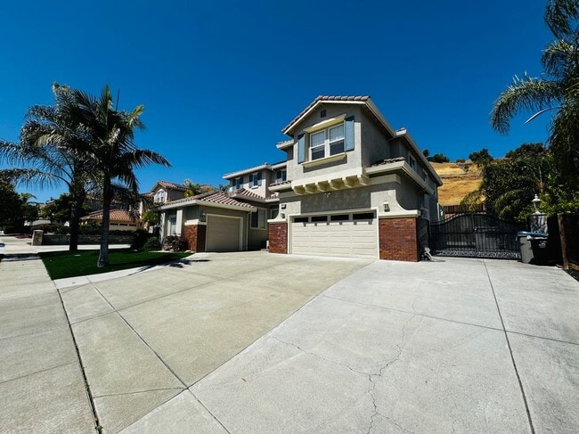 Building Photo - 3832 Carrera Ct