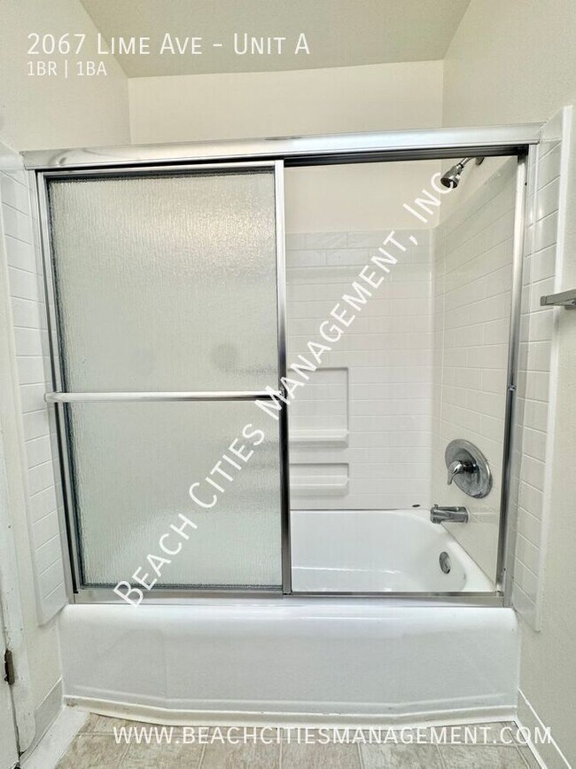 Building Photo - 2067 Lime Ave