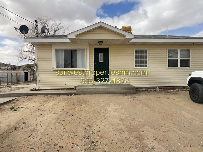 Building Photo - 4 Bed, 2 Bath House in Bloomfield