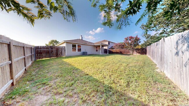 Building Photo - 145 S Willow Way