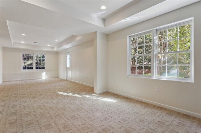 Building Photo - 315 Commons Gate Ct