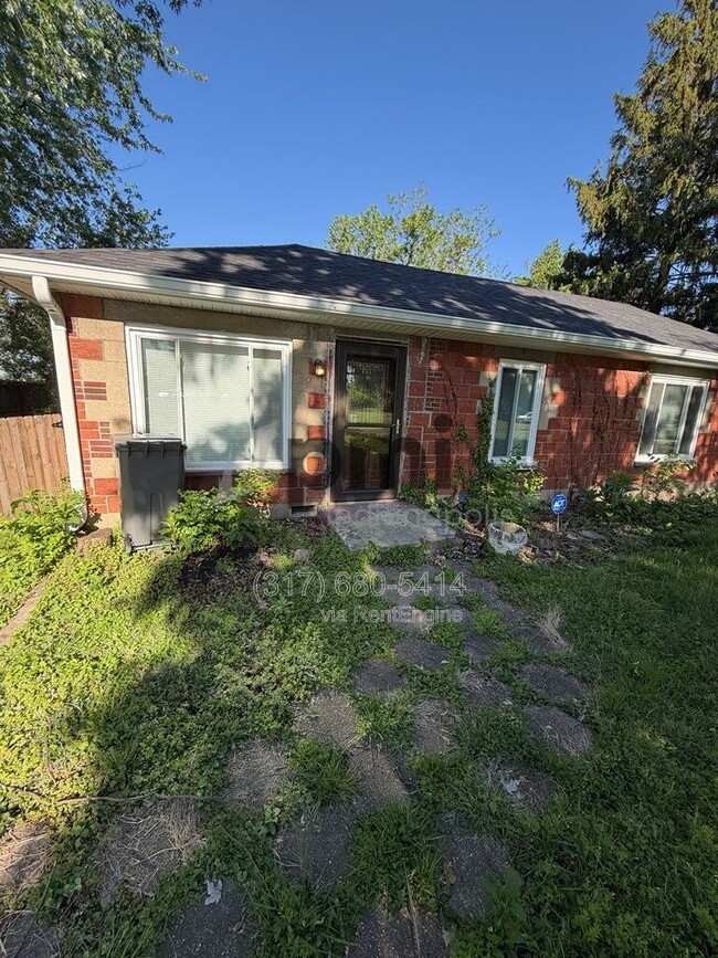 Building Photo - 1324 Brandt Dr