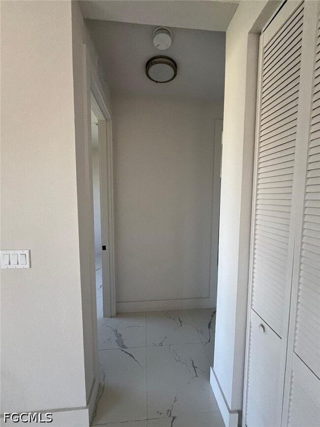 Building Photo - 1832 NW 22nd Pl