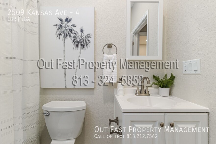 Building Photo - 2509 W Kansas Ave