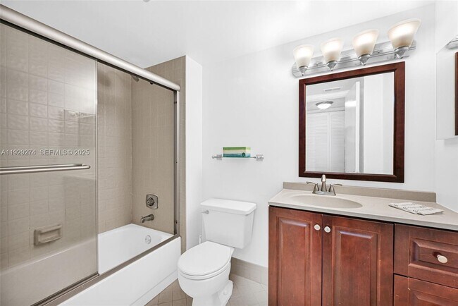 Building Photo - 3150 NW 42nd Ave