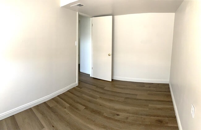 Building Photo - 16366 W 13th Pl