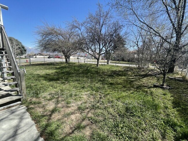 Building Photo - 9140 Judd Ln
