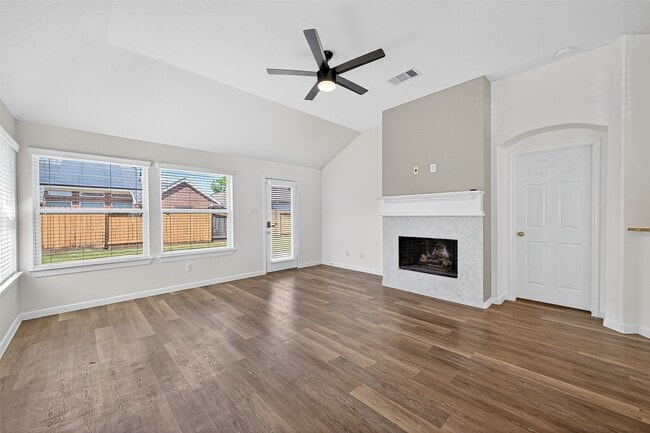 Building Photo - 16930 Creek Mountain Dr