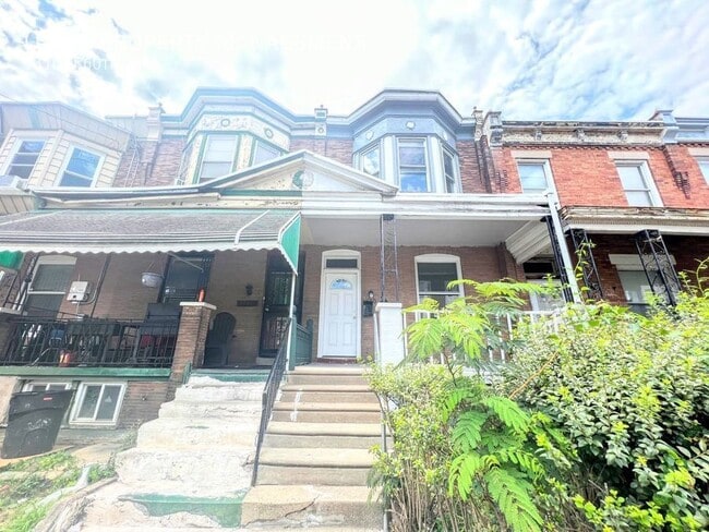 Building Photo - 1310 N 60th St