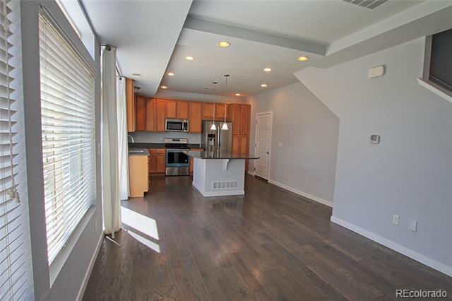 Building Photo - 4144 Elegant St