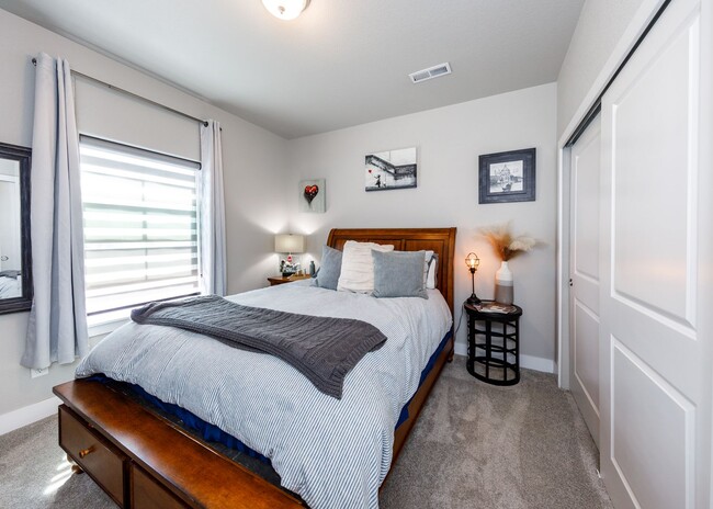 Building Photo - Luxury Ranch-Style Home for Rent | Wolf Ranch | D20 Schools | Pikes Peak Views