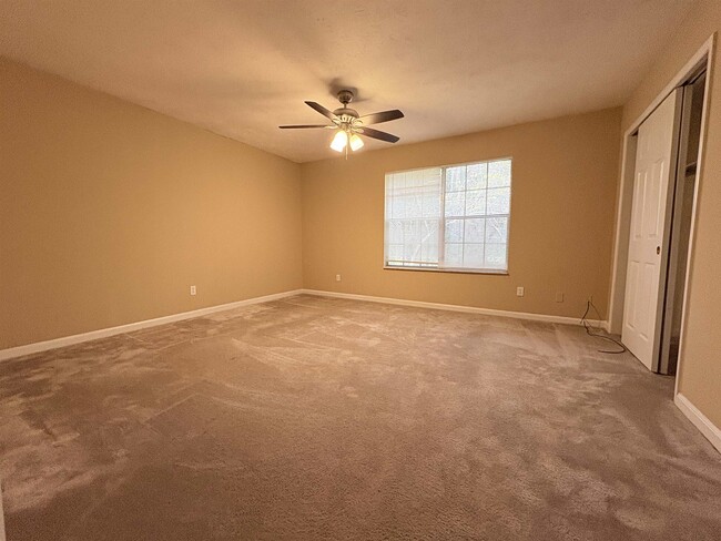 Building Photo - 1936 Portland Ave