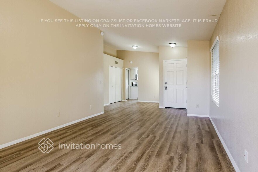 Building Photo - 6628 N 48th Dr