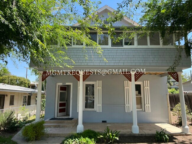 Building Photo - 1025 S Victoria Ave