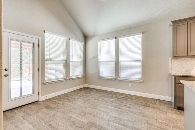 Building Photo - Now Available! 4-Bedroom Home with Granite Countertops & Cozy Fireplace in Aledo ISD