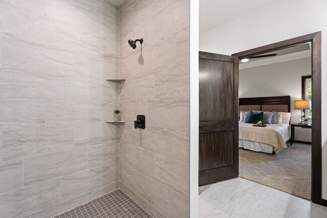 Building Photo - New Townhome For Rent