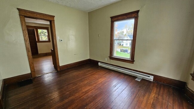 Building Photo - 3 bedroom 1 bath single family home in Mansfield Ohio