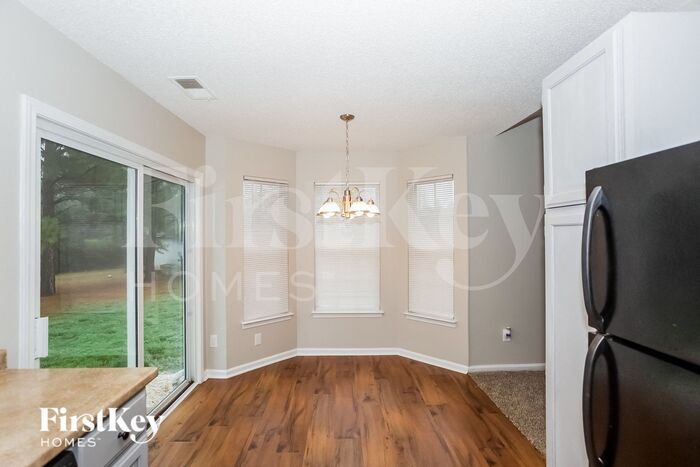 Building Photo - 12733 Cumberland Crest Dr