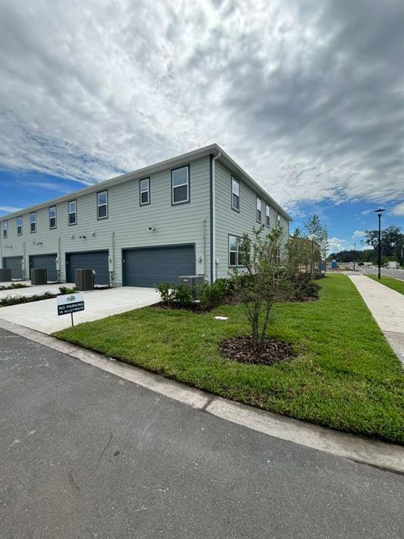 Building Photo - 11301 Nona Sound St