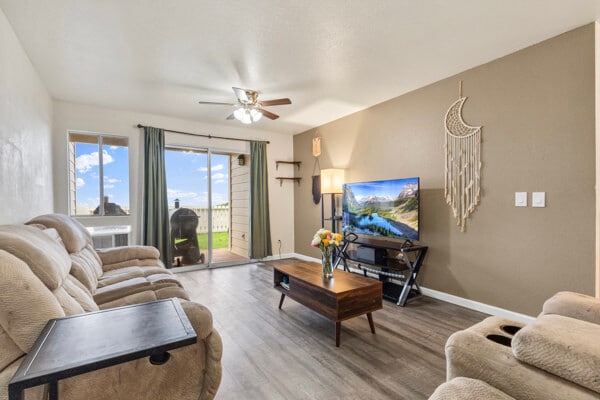 Building Photo - 92-1068-1185 Palahia St