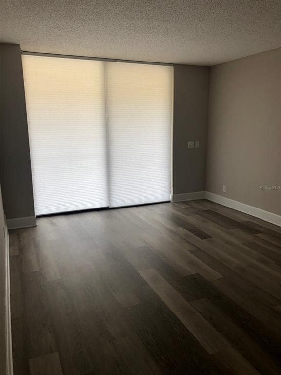 Building Photo - 6322 Palma Del Mar Blvd S