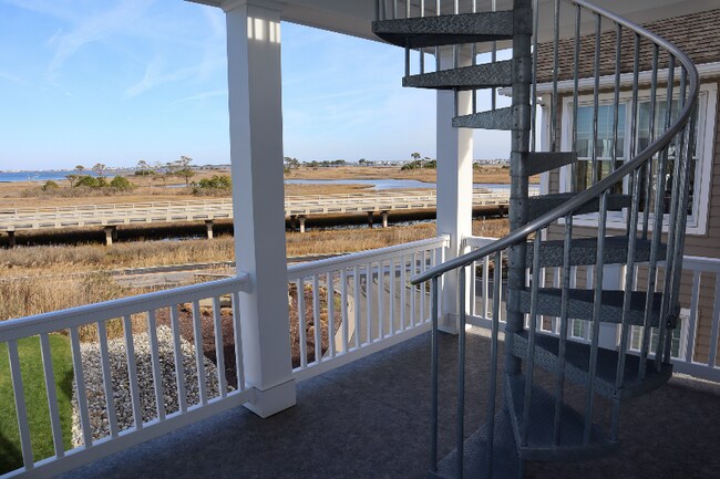 Building Photo - 38893 Verandah Bay Drive