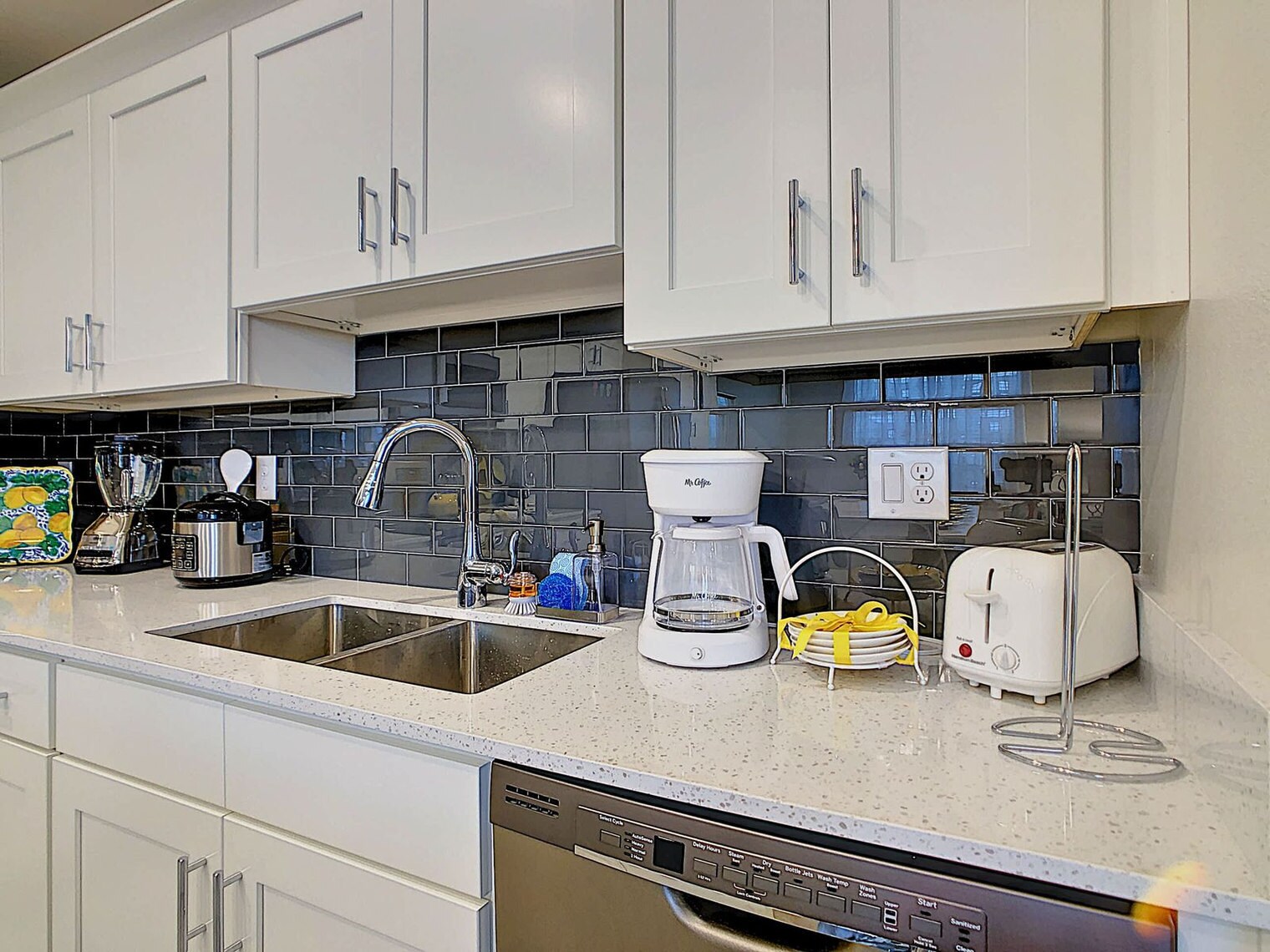 Building Photo - 3120 Paradox Cir