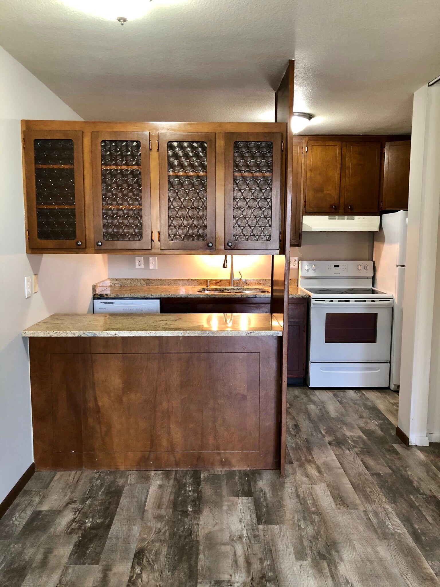 Building Photo - 4014 15th Ave S