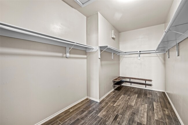 Building Photo - 12638 Riverhill Ct