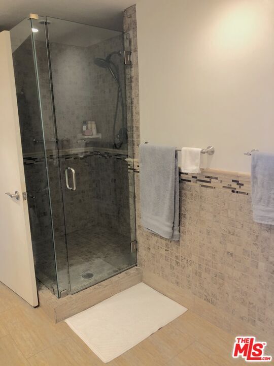 Building Photo - 23914 De Ville Way