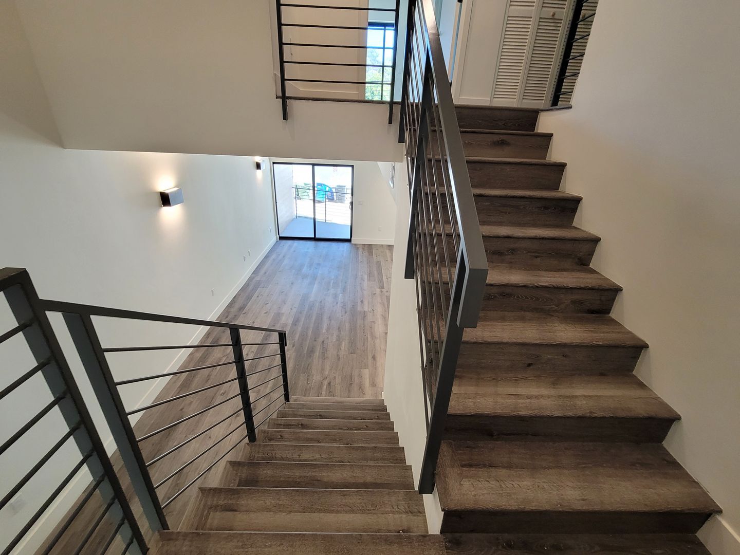 Building Photo - 862 Moraga Dr