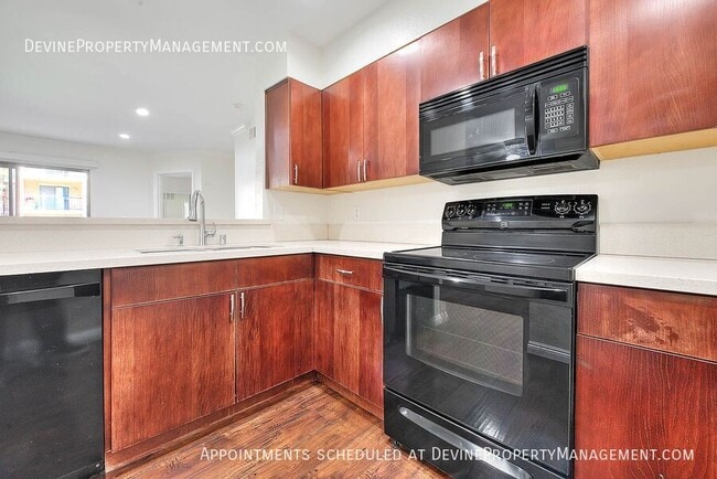 Building Photo - 10655 Lemon Ave