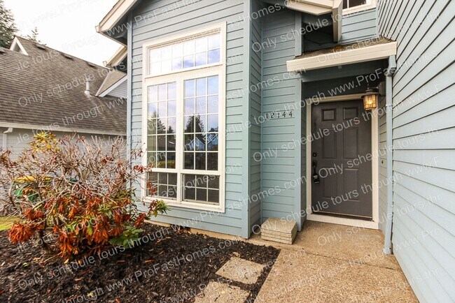 Building Photo - 12144 SW Anton Dr