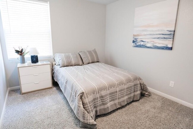 Building Photo - 411 Wetzel