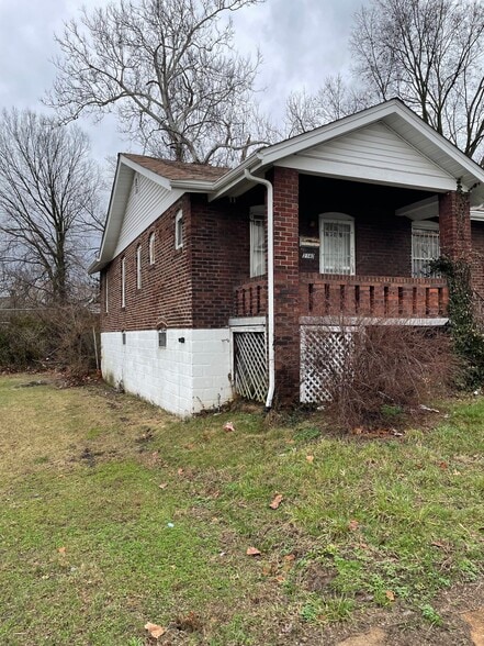 Building Photo - 2140 69th St