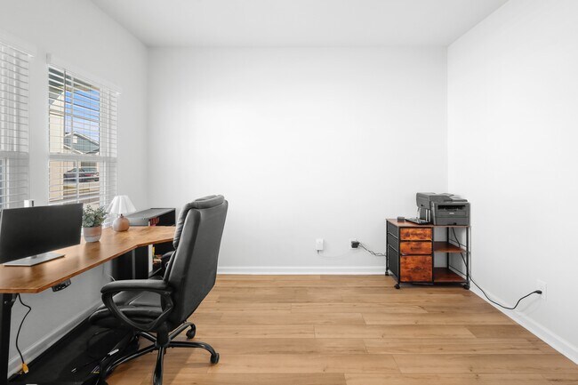 Building Photo - 119 Stillhouse Dr