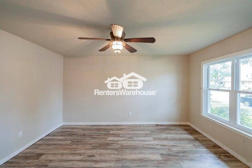 Building Photo - 1411 Ramada Dr