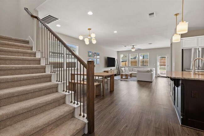 Building Photo - 9809 Eloquence Dr