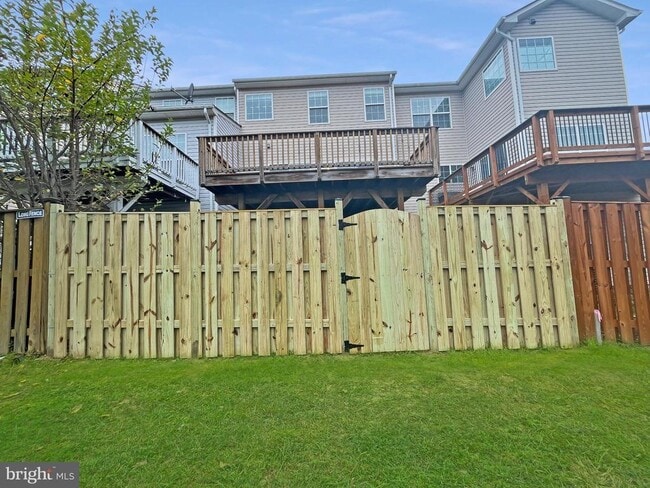 Building Photo - 8173 McCauley Way