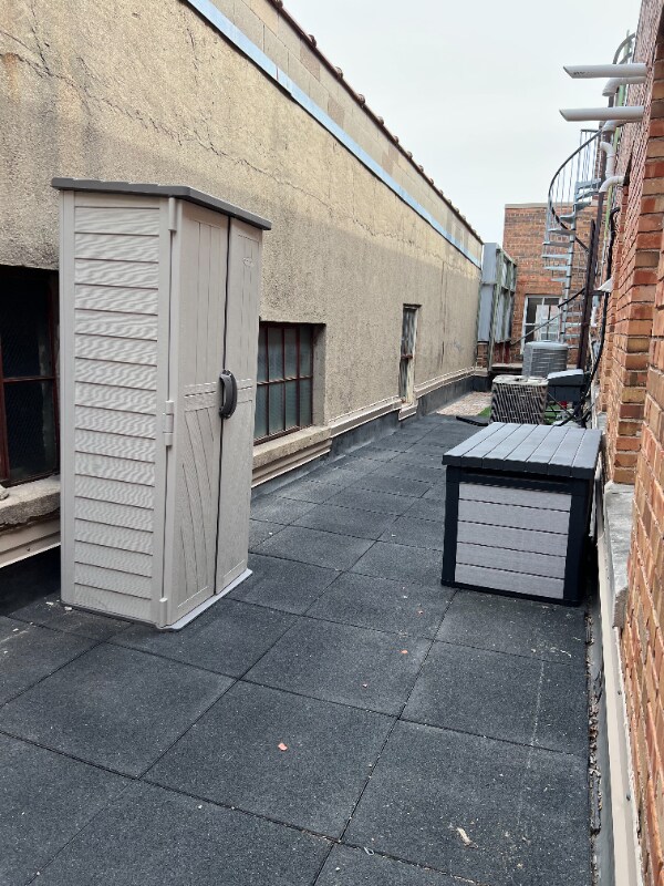 Building Photo - 12 2nd St NE